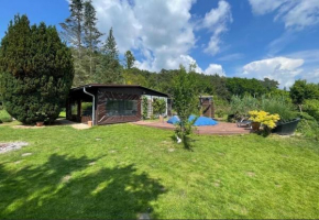 Ferienhaus Garten und Pool Ferienwohnung und Gästehaus